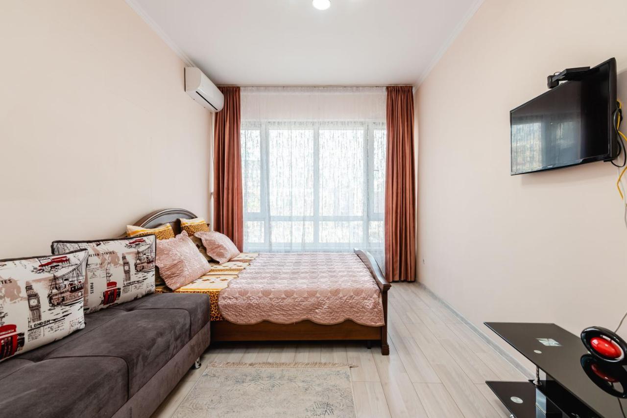 Appartement Element, 157 à Almaty Extérieur photo